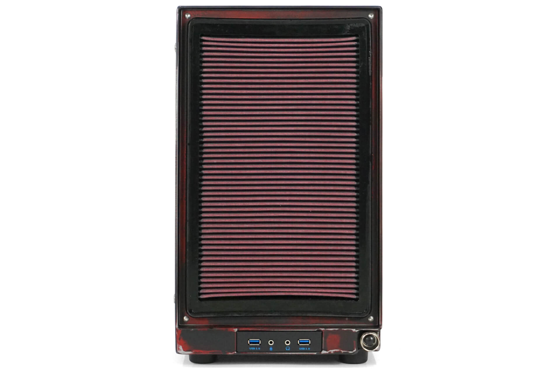 A dead-on front view of the pc build.